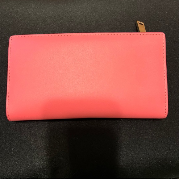 kate spade scalloped wallet - Picture 2 of 5